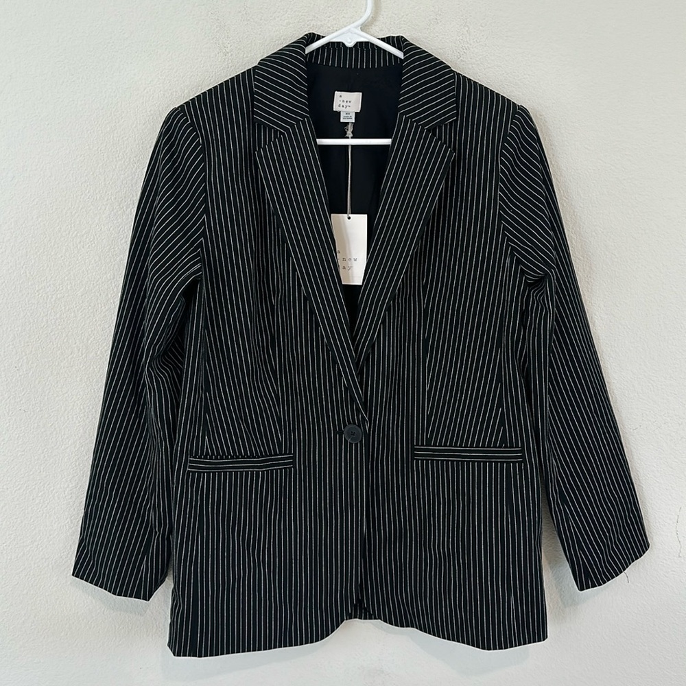 NWT A New Day Pinstripe One Button Black / White Blazer
